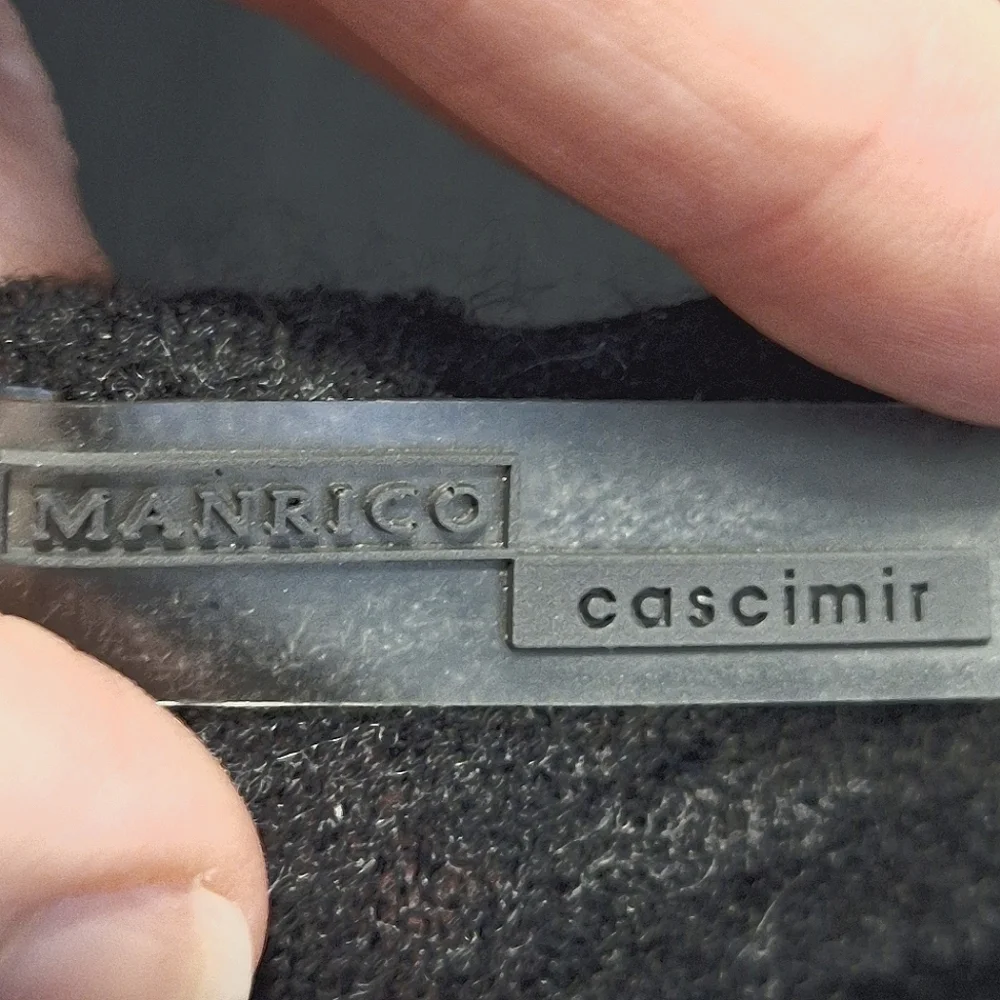 MANRICO CASCIMIR | Black Cashmere Wrap/Scarf